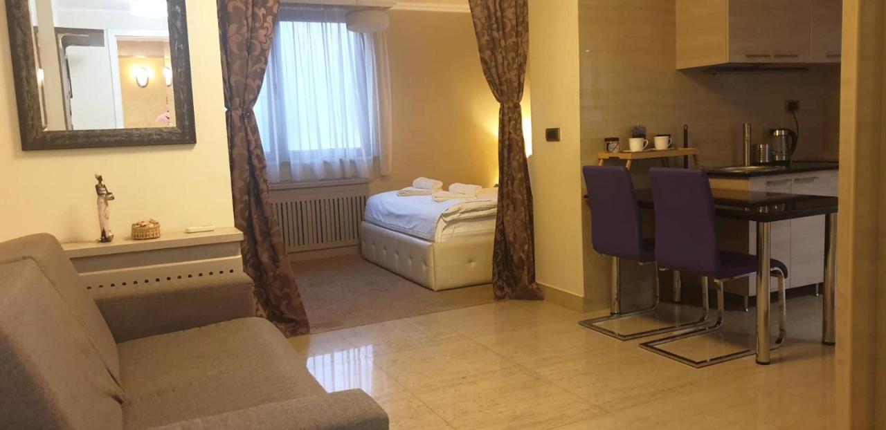 Apartmani Dama Novi Sad Esterno foto
