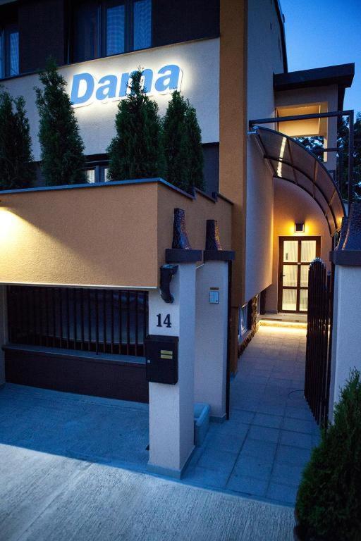 Apartmani Dama Novi Sad Esterno foto