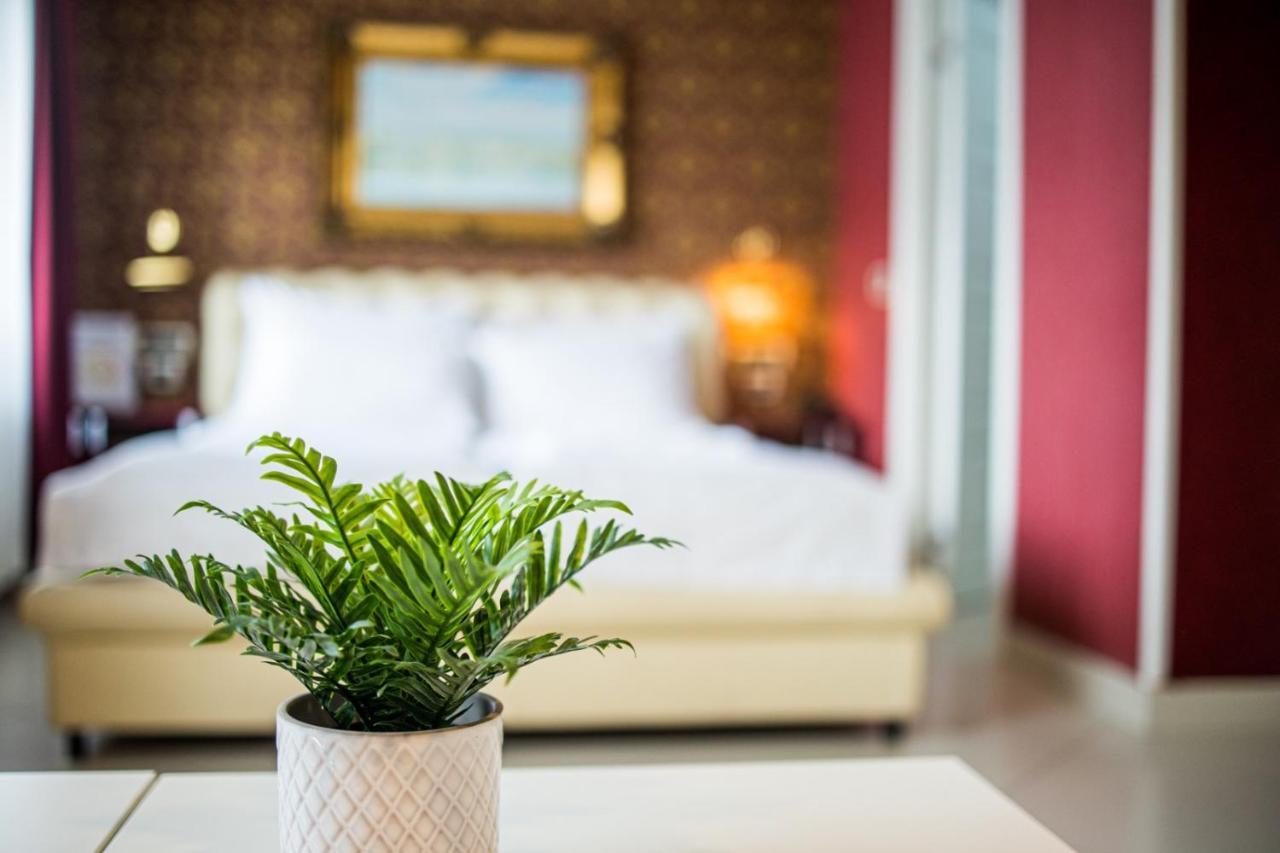 Apartmani Dama Novi Sad Esterno foto